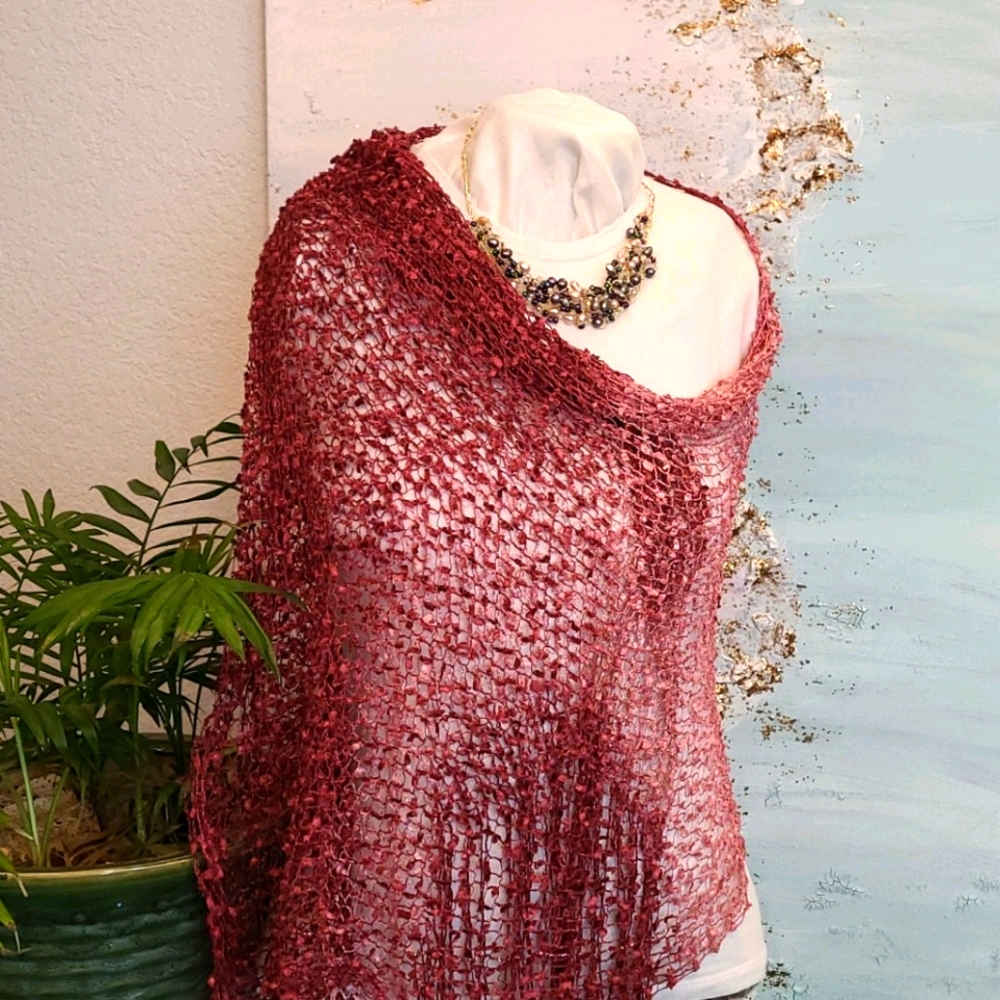 Pink ombre lace scarf